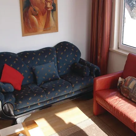 Waldweg 3 / Whg. L * برونلاغ